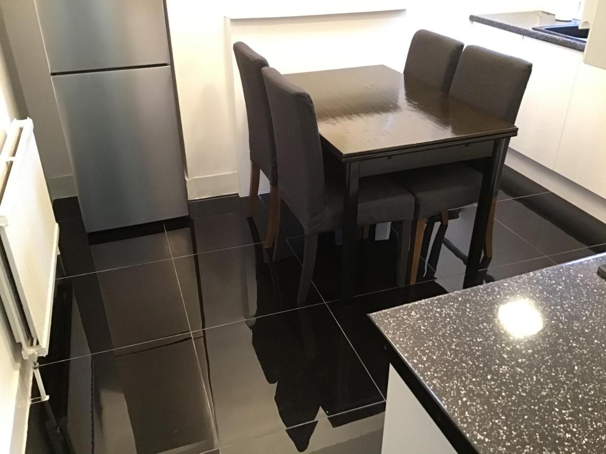 Residential Quarters, General Gordon Square Apartment London Ngoại thất bức ảnh