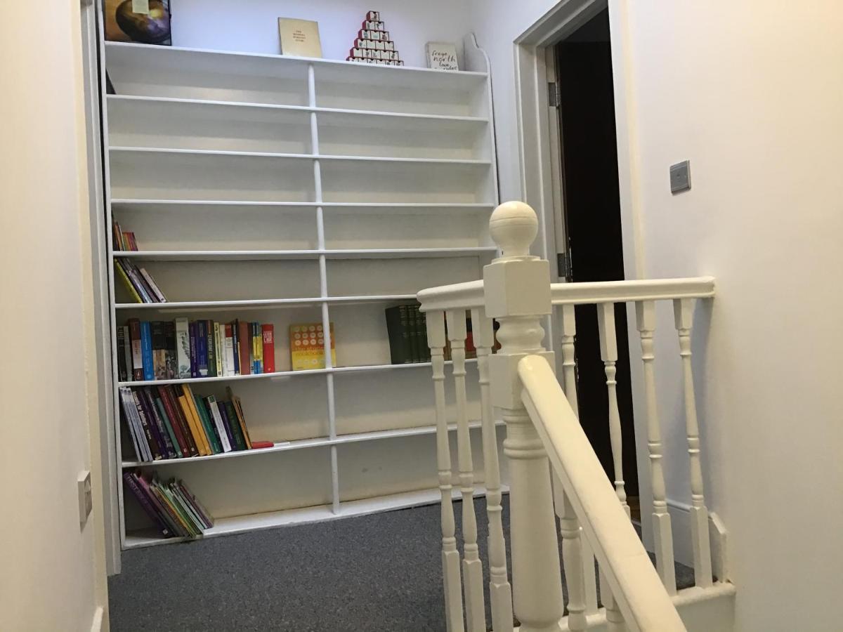 Residential Quarters, General Gordon Square Apartment London Ngoại thất bức ảnh