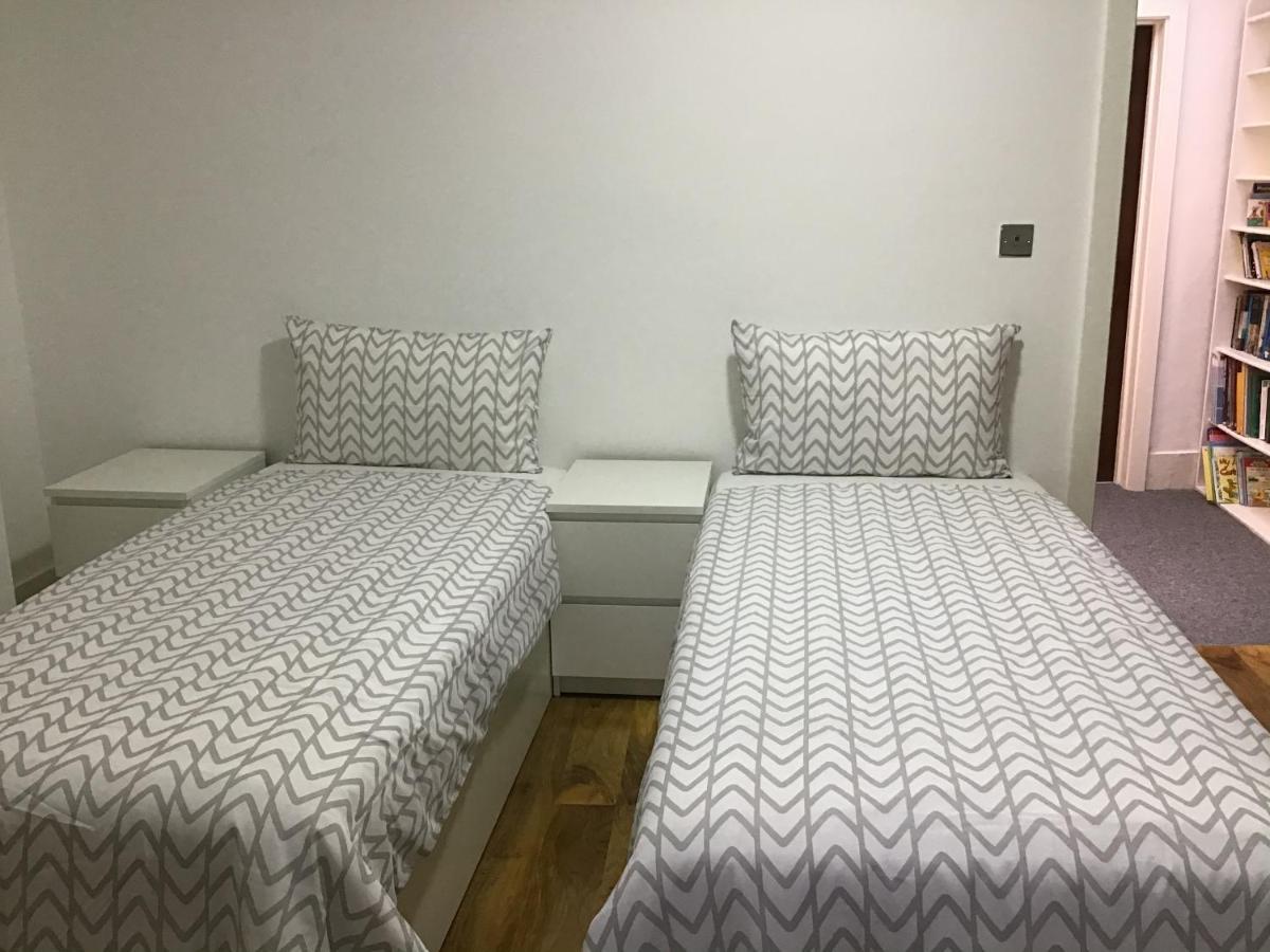 Residential Quarters, General Gordon Square Apartment London Ngoại thất bức ảnh
